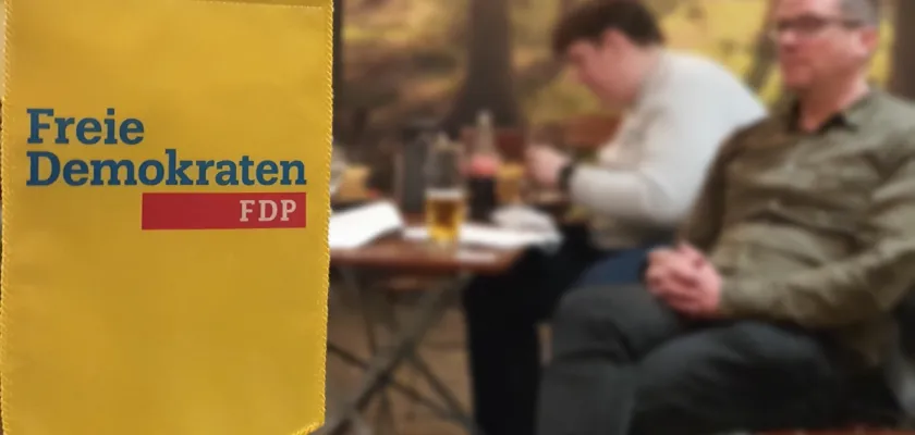 Besucher beim Liberalen Stammtisch